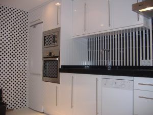 cocina blanca-negra (1)