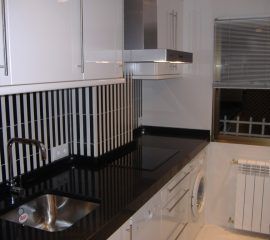 Cocina negra- Blanca