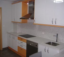 Cocina Blanca -Naranja