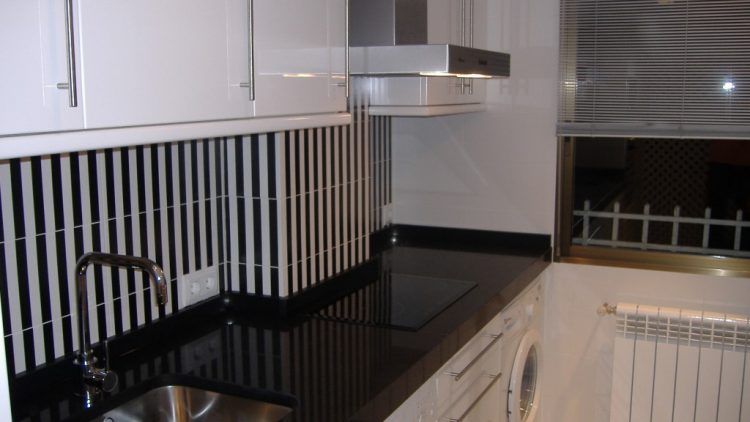 Cocina negra- Blanca
